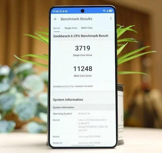 image about Samsung Galaxy S26 Ultra: أقوى هاتف ذكي في 2026 بتقنيات الذكاء الاصطناعي والكاميرا الاحترافية