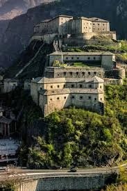 image about حصار حصن بارد.. كيف أوقف حصن واحد نابليون 12 يوماً في قلب جبال الألب؟