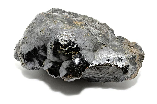 image about حجر الهيماتيت (Hematite): الخصائص، الفوائد، والاستخدامات