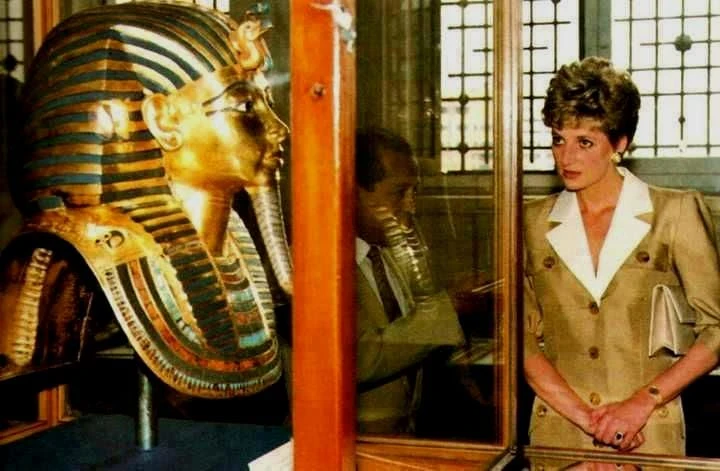 image about قناع توت عنخ آمون: رمز الخلود والفن الذهبي في مصر القديمة