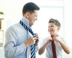 image about عندما يأمر الآباء أبناءهم بما لا يفعلونه… من هنا تبدأ المشكلة من هنا!