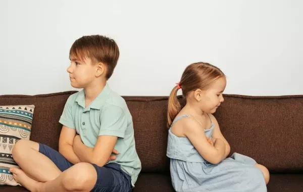 image about التمييز بين الأبناء.. جرح خفي يدمر شخصية الطفل ويهدد استقرار الأسرة