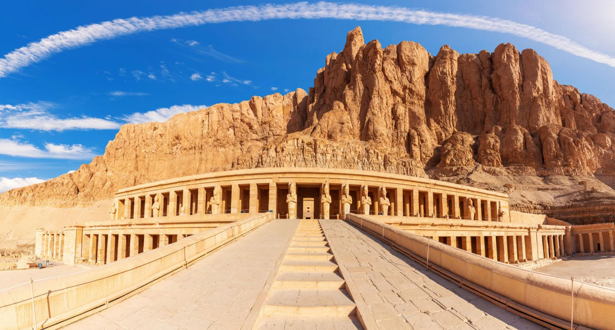 image about الملكة حتشبسوت ومعبد الدير البحري: قصة السلطة والخلود في مصر القديمة