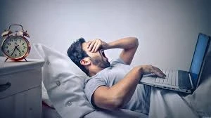 image about كيف يدمّر السهر دماغك وجسمك بصمت؟   أسرار النوم والحقائص الصادمة التي لا يعرفها الكثيرون!