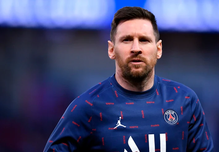 ميسي الاعب الأعلى دخلا على مستوي العالم