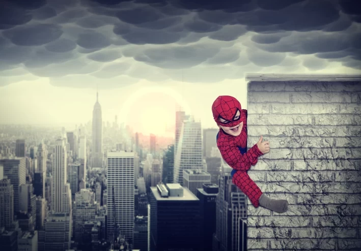 الرجل العنكبوت (Spider-Man) هو شخصية خيالية شهيرة ظهرت في عالم الكوميكس