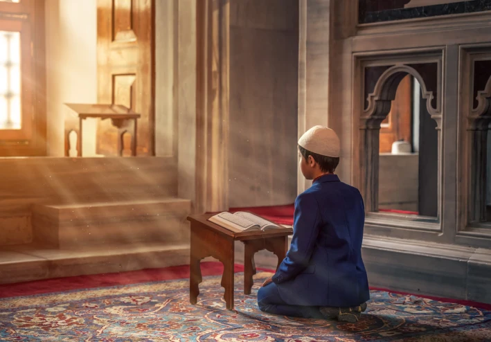 الْوَاجِبُ فِي خِتَامِ الشَّهْـر وكيف تتدبر القراءن الكريم