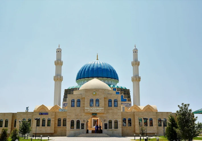 النفخ في الصور....ماهو المقدار مابين النفختين يوم القيامة؟
