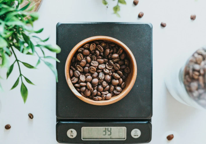 الدليل الشامل للإدارة المستدامة للوزن: استراتيجيات علمية لفقدان الوزن في 30 يوماً