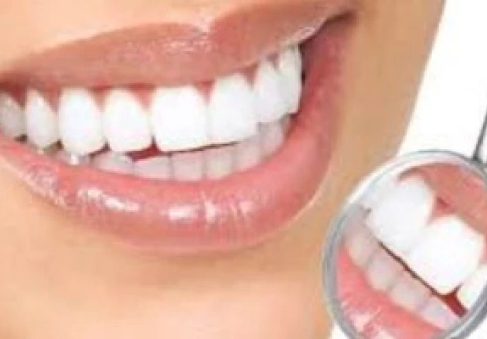 مشاكل اللثة أثناء الحمل تسبب الولادة المبكرة: صحة الفم ضرورية لصحة الأم والجنين