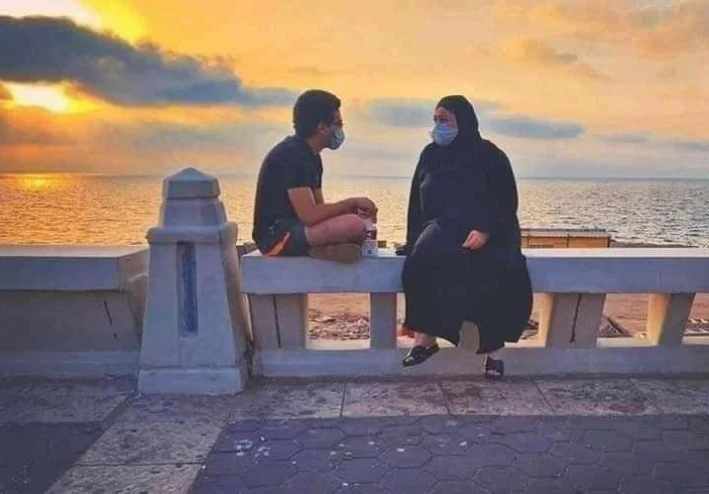 عضمة الأم ومكانتها بين أبناءها