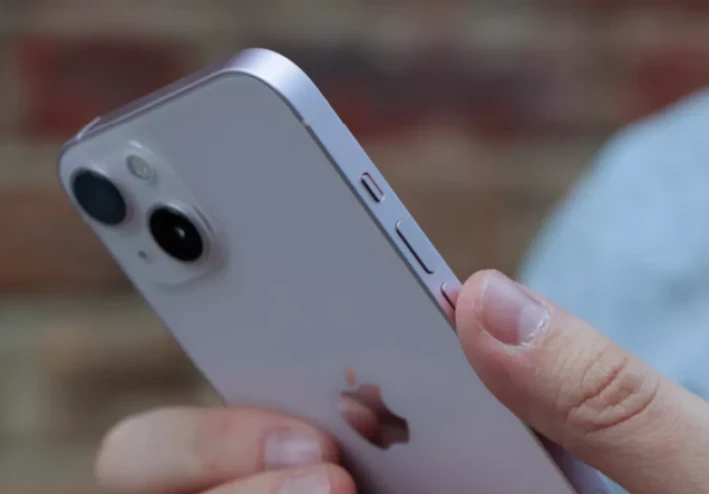 Here's why I'm forgiving the iPhone 14's design modifications