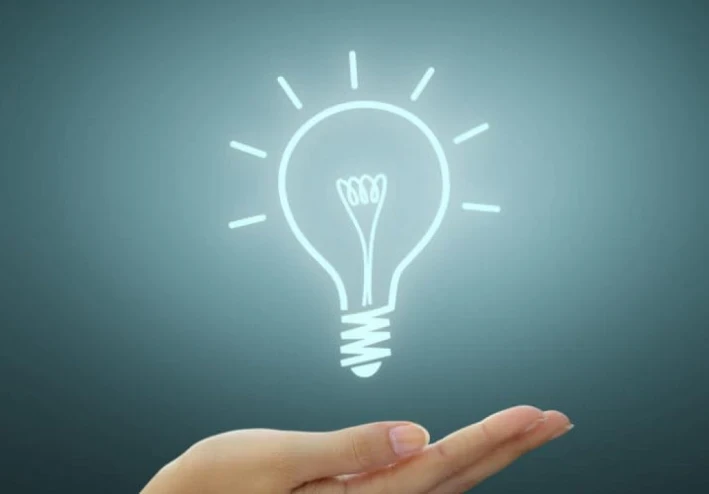 الافكار التي تتطور وتذهب بك الى ابعد مدى و تعيش بها حياةكريمة