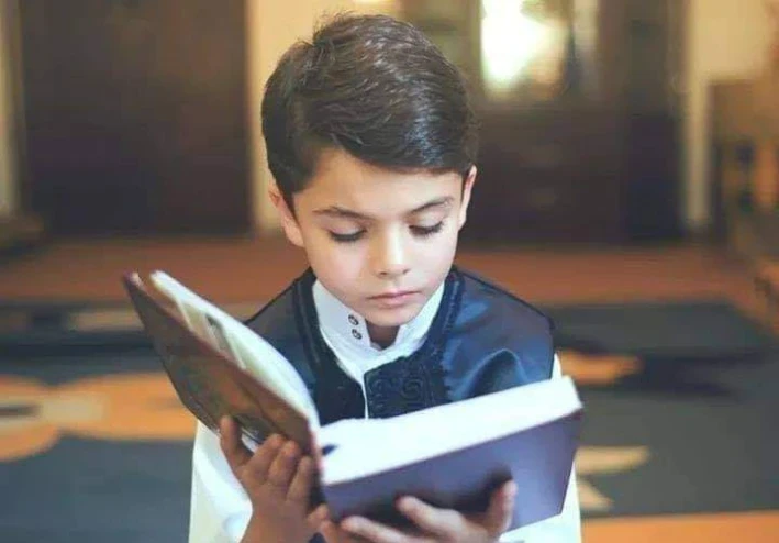 التقة في النفس و إنعكاساتها لطلفلك