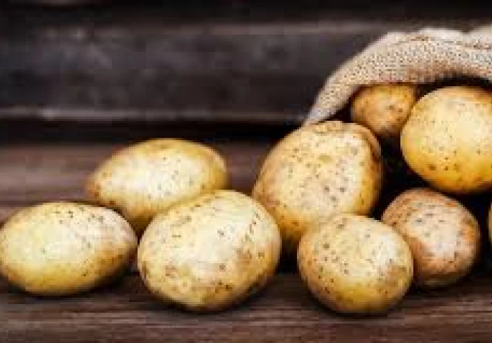 شوربة بطاطس بالبقدونس شهية ولذيذة
