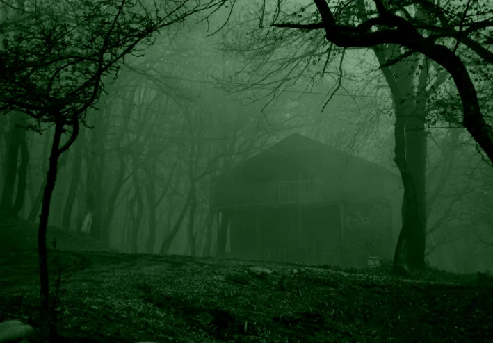 الكوخ المهجور في الصحراء