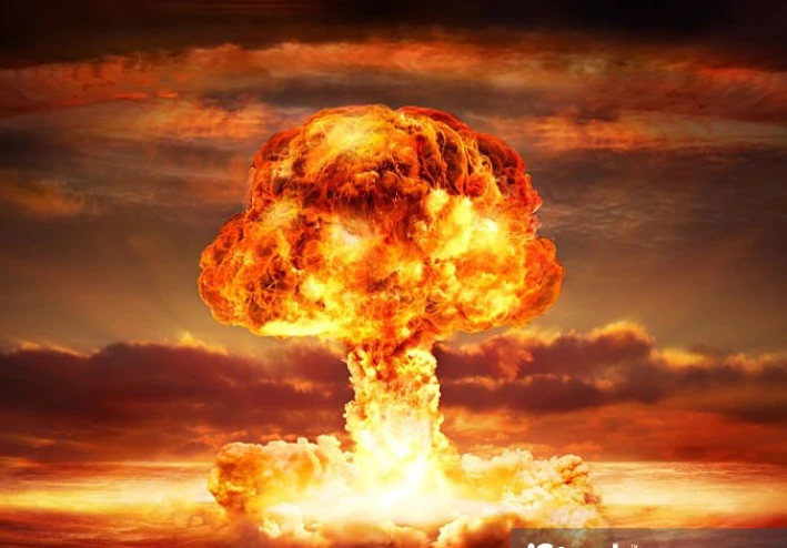 facts confirm that a global nuclear war will occur soon .