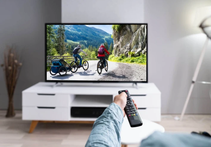 اشتراكات IPTV كل ما تحتاج معرفته قبل الشراء في 2025