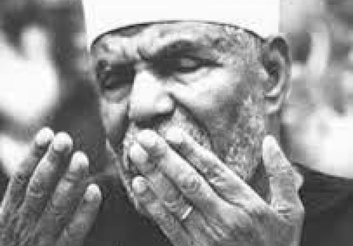 قصة حياة الشيخ الشعراوي: علمٌ وتأثيرٌ وإرثٌ دائم