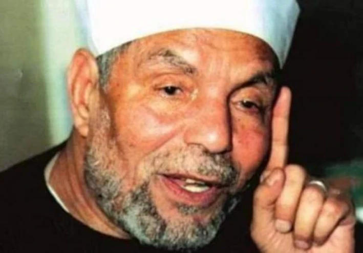 هل كان الشيخ الشعراوي يستمع إلى أم كلثوم؟ قراءة معاصرة لفتاوى الإمام في الغناء والموسيقى