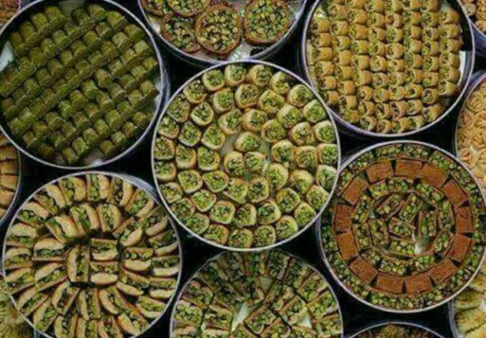 الحلويات السورية: عبق التاريخ في مذاق لا يُنسى