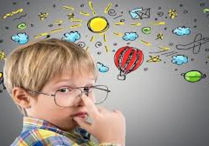 أسباب تأخر الكلام عند الأطفال: متى نقلق وماذا نفعل؟