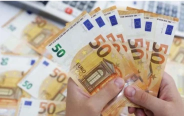 تراجع سعر اليورو أمام الجنيه المصري اليوم – انخفاض بين 10 و20 قرشًا