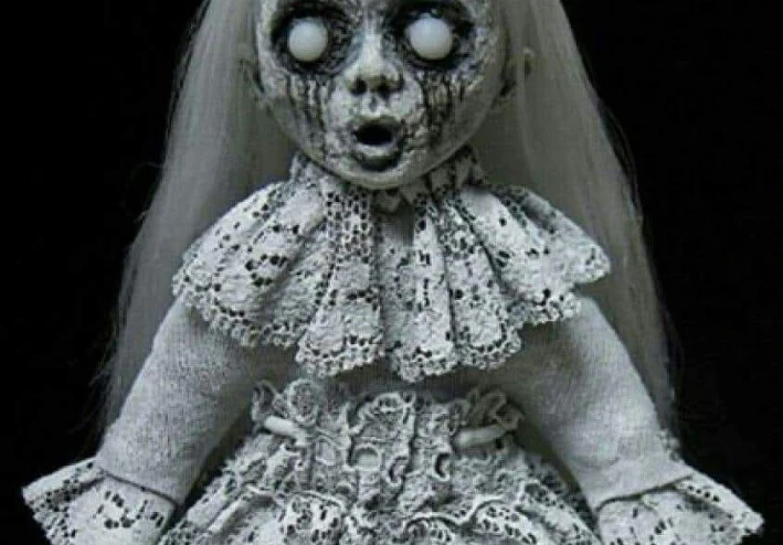 دمية دموية🧸🩸