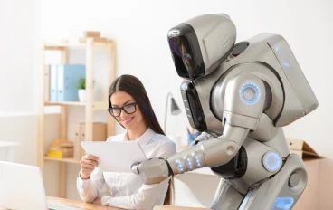 المعلّم ليس ناقلًا للمعلومة… بل صانع أثر