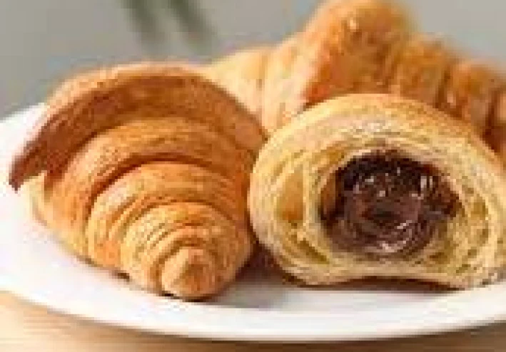 طريقه عمل الكرواسون بالشكولاته