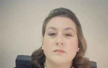 كيف تحوّلت حنان زينال من باحثة إلى مُعالجة للروح؟"