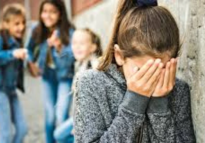 التنمر.. كلمة تترك أثرًا لا يُمحى