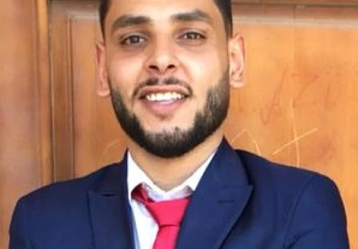 يعنى ايه احجار كريمة ؟