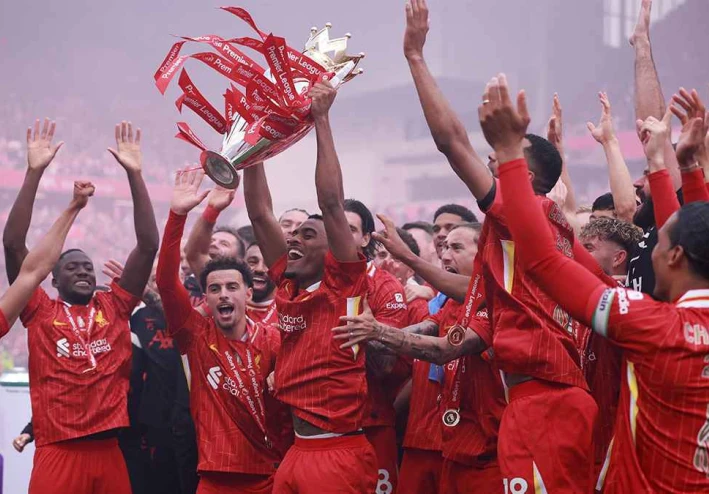 هل تضيف الصفات الجديدة لنادي ليفربول ويحقق الدوري للمرة الثانية علي التوالي