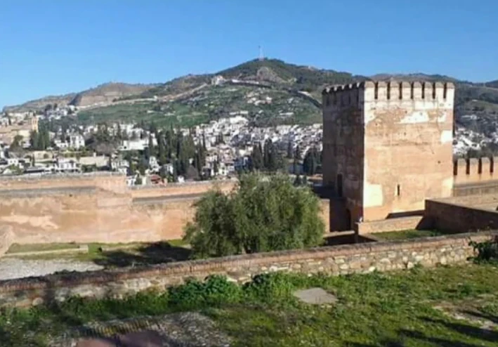 فتح الأندلس: عندما عبر طارق بن زياد إلى أوروبا وغيّر مجرى التاريخ