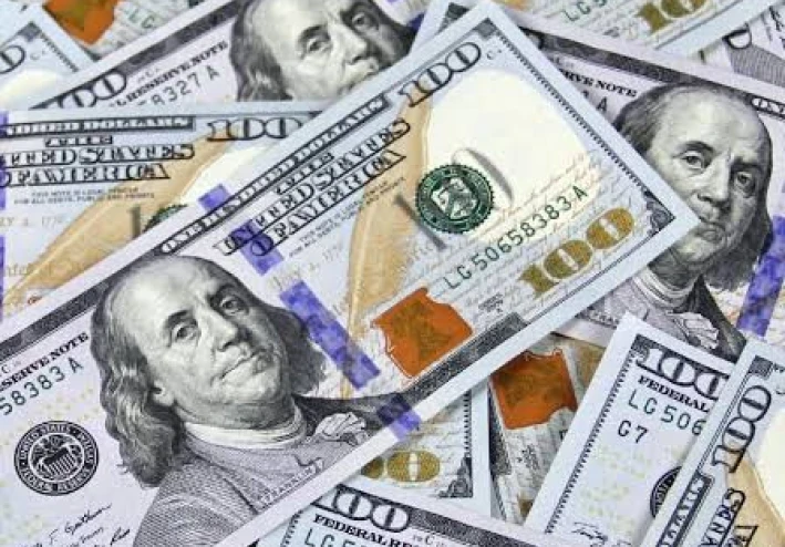 سعر الدولار في مصر: رحلة الصعود وتأثيره على جيب المواطن