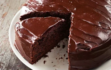 طريقه عمل كيك الشكولاته مع صوص الشكولاته