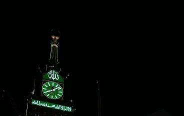 من عدو للإسلام إلي سيف في نصرة الدين