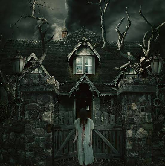 صورة مقال The Cursed Mansion of Ravenswood