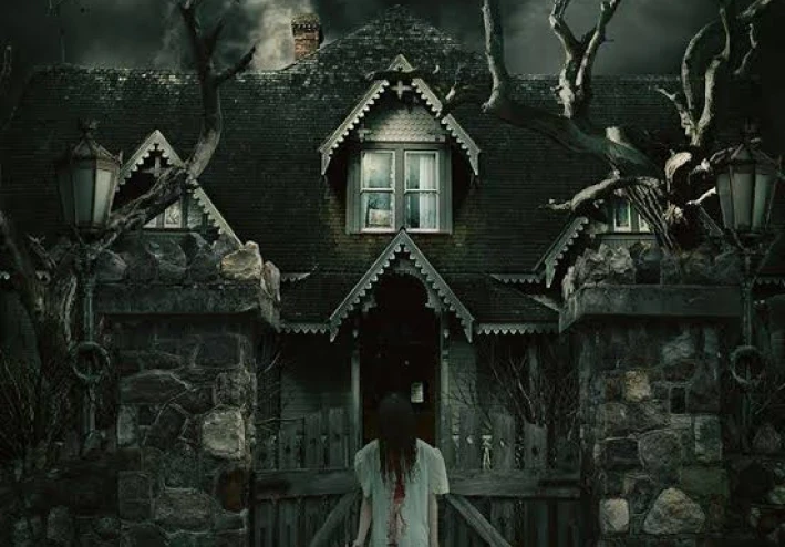 The Cursed Mansion of Ravenswood