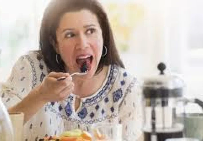 لماذا يجب ألا تتوقف عن تناول الدهون على الإفطار وكيف تتعلم كيفية اختيارها جيدا ؟