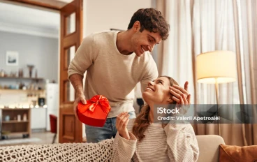 قصة حب غيرت حياتهم 