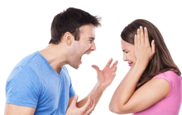 لاتجعل صوتك العالى يهدم منزلك حافظ على ابناءك