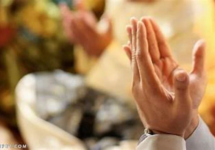 الأدعية والأذكار: غذاء الروح وراحة القلب في حياة المسلم