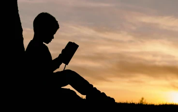  القراءة ضرورة حيوية