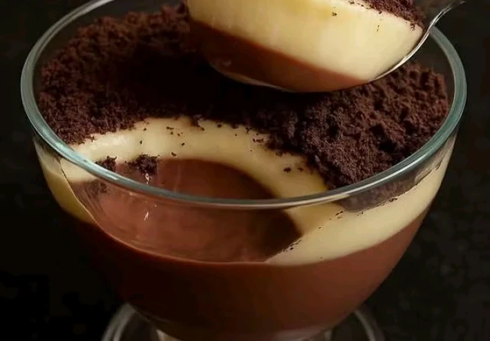 اتعرف على طريقتين الاولى تشوكليت موس كيك 🤎 والثانيه كاسترد شوكولاتة وفانيليا بطبقتين 🍫🤍