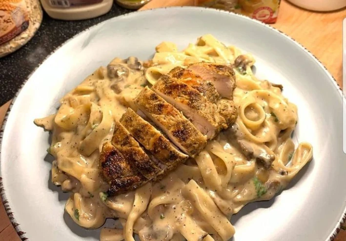 🍝 المكرونة الوايت صوص.. أكلة سريعة ولذيذة.