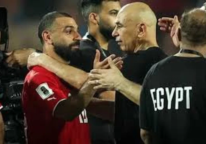 الفراعنة يقتربون من المونديال بهدفي صلاح ومرموش
