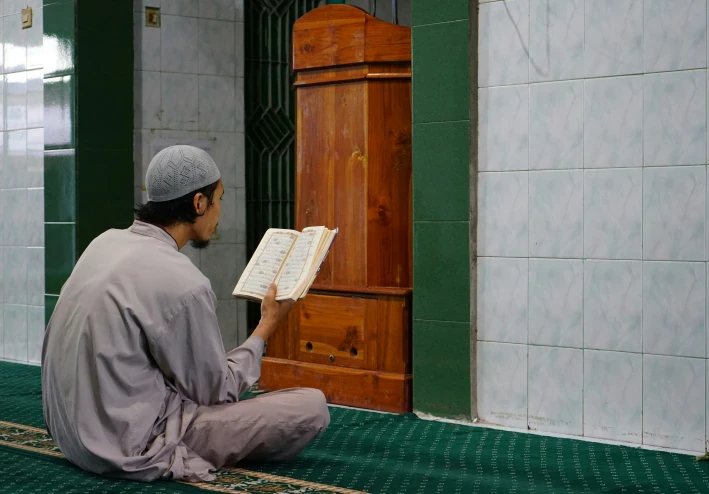 الأثر العجيب للذكر في علاج القلق والهموم
