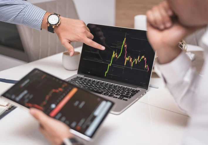 “Top Ways to Grow Your Money & Earn Passive Income in 2025”